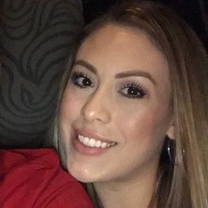 Meet your Posher, Monica